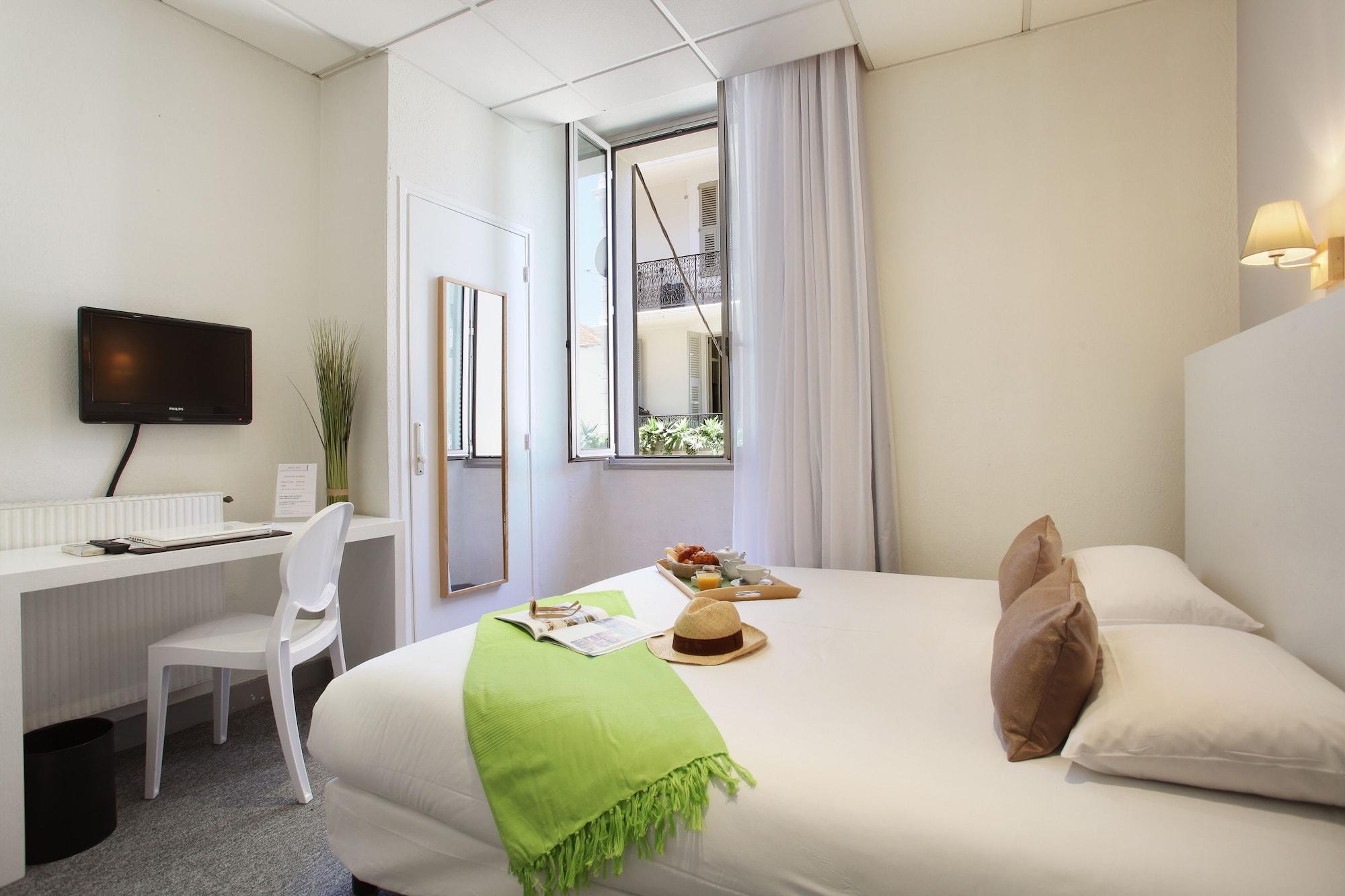 Hotel P.L.M. Cannes Bagian luar foto