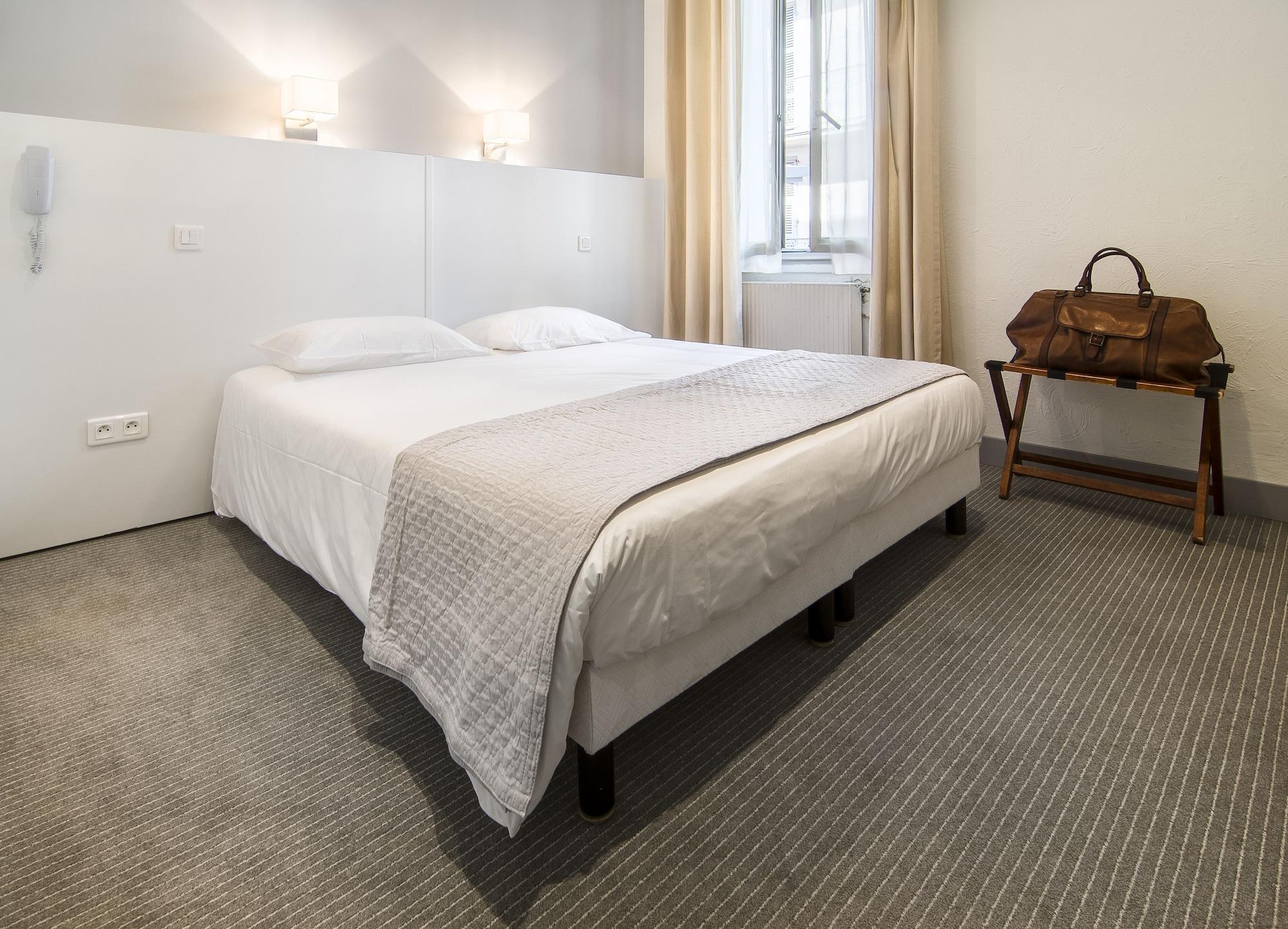 Hotel P.L.M. Cannes Bagian luar foto