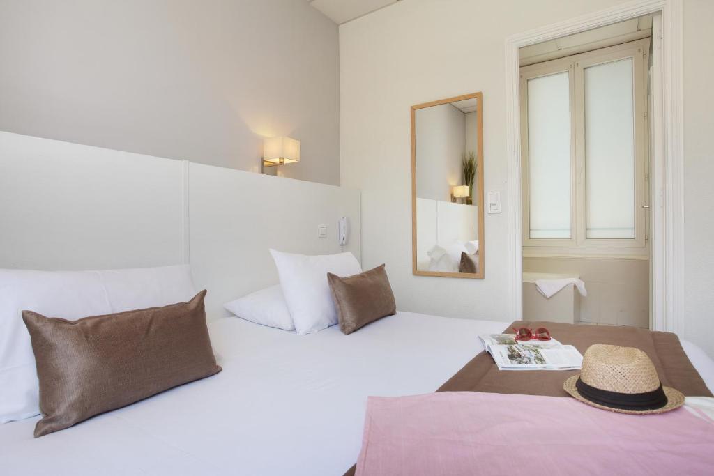 Hotel P.L.M. Cannes Bagian luar foto