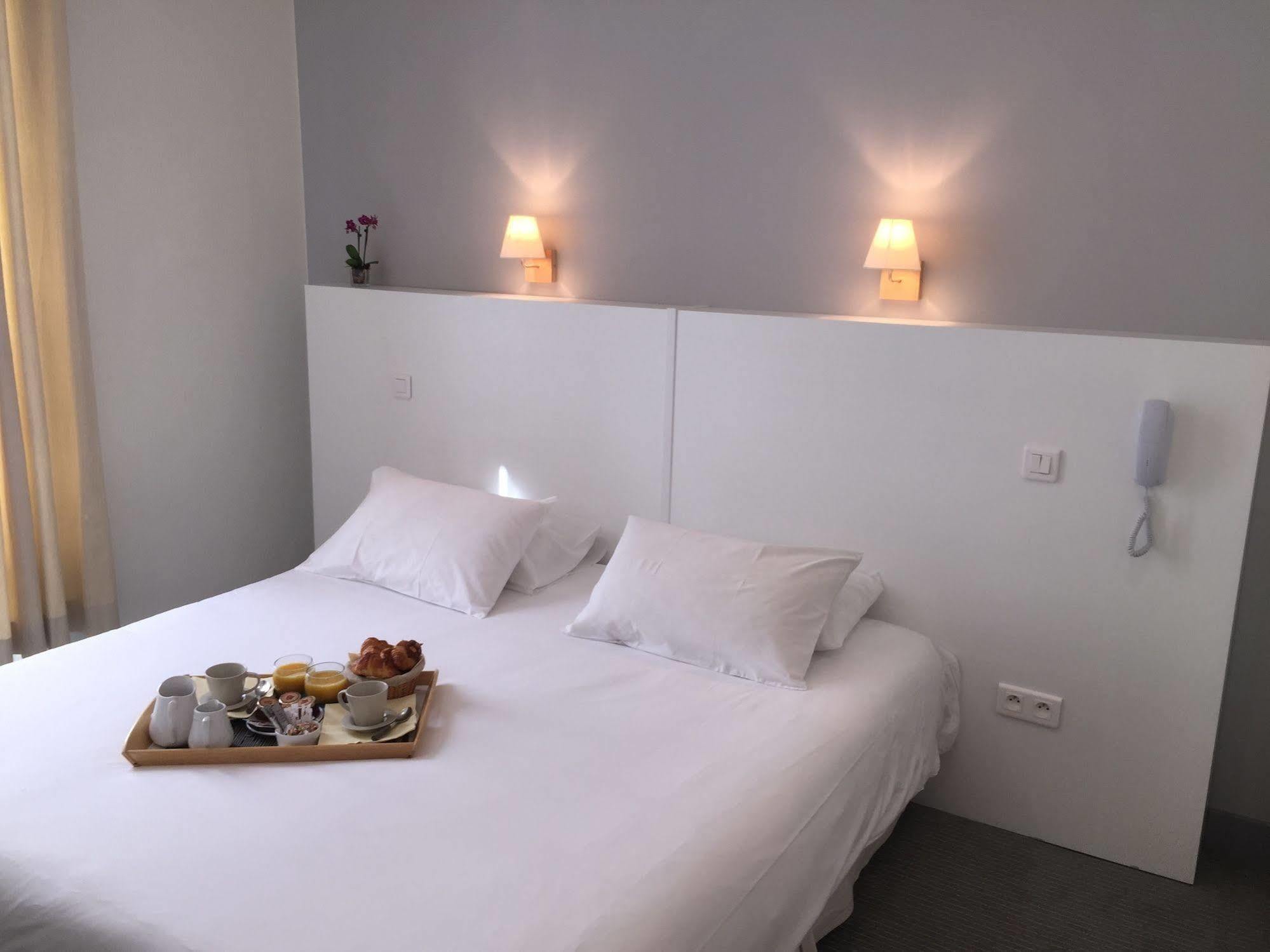 Hotel P.L.M. Cannes Bagian luar foto
